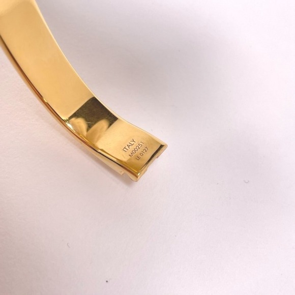 LOUIS VUITTON Gold Monogram Bracelet - Picture 9 of 9